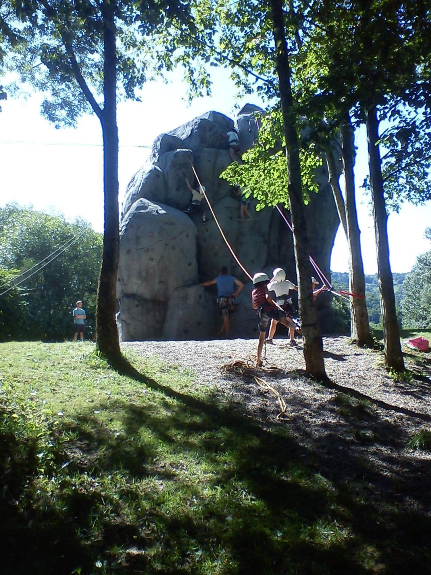 Camping Base de Loisirs du Lac de la Moselotte Saulxures-sur-Moselotte Extérieur photo
